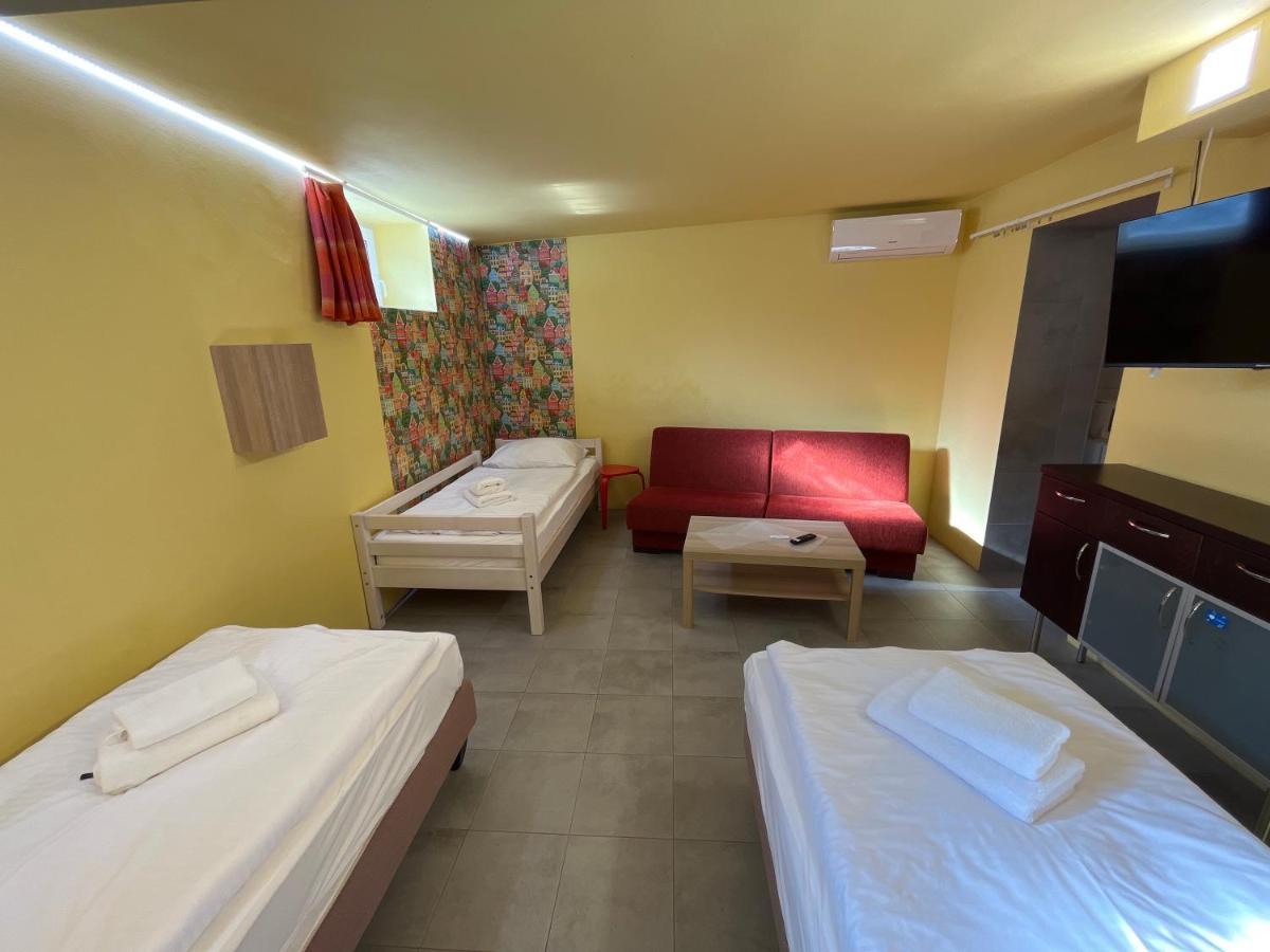 Apartmany Leto Frýdek-Místek Buitenkant foto