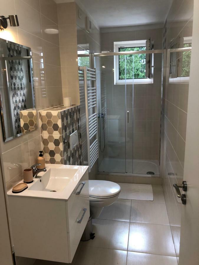 Apartmany Leto Frýdek-Místek Buitenkant foto