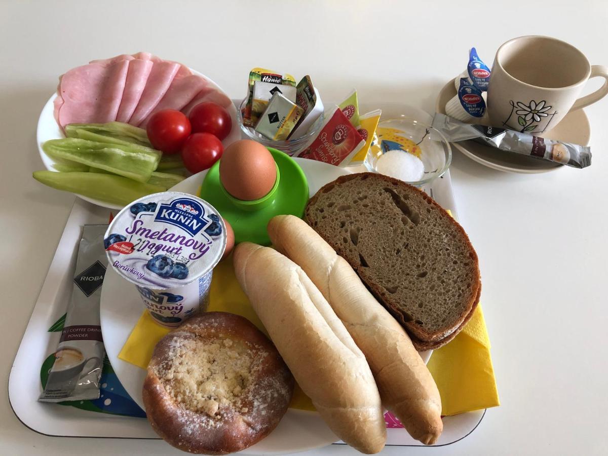 Apartmany Leto Frýdek-Místek Buitenkant foto